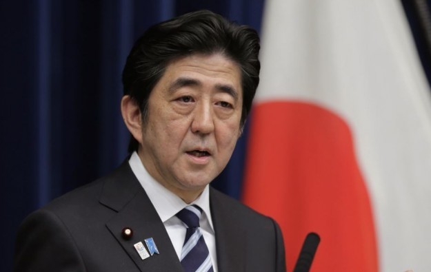Japan PM extends state of emergency to end of May