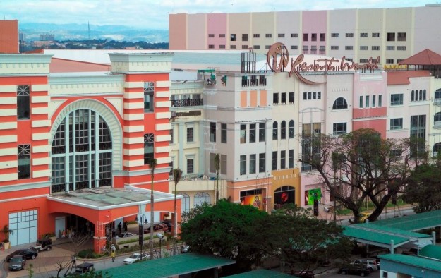 Phase 2 Resorts World Manila on track for late 2015