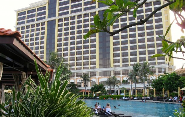Former Macau casino exec Power joins Ho Tram in Vietnam