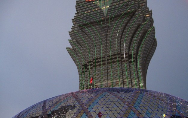SJM to end 2014 as Macau market leader: analyst