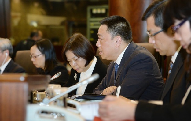 Macau gaming table cap untouched until 2022: govt