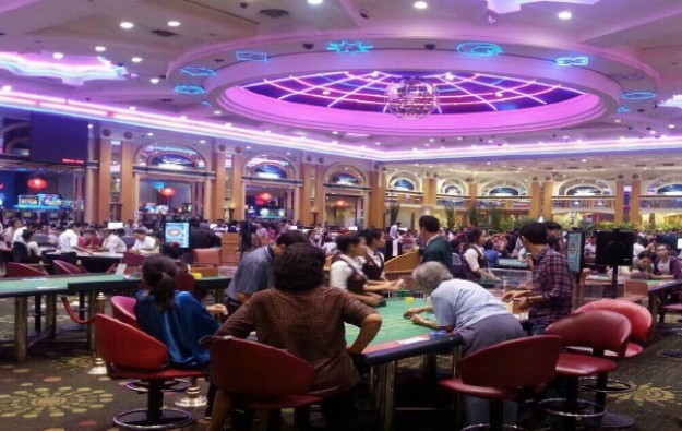 VIP roll at Cambodia’s Star Vegas up 69 pct in fiscal 2015