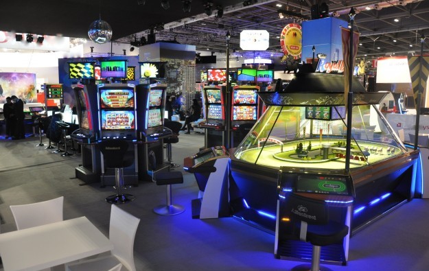 Alfastreet branches to slots, showing them at G2E