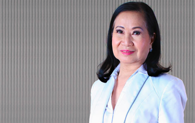 Pagcor head urges her boss Duterte to ease casino ban