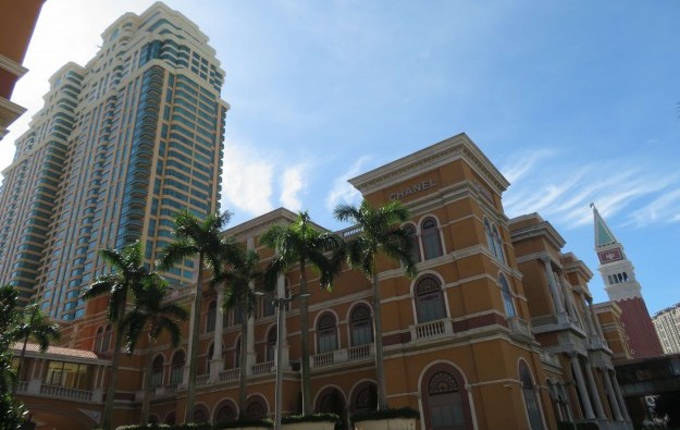 Four Seasons Macao shops paused on Covid cases