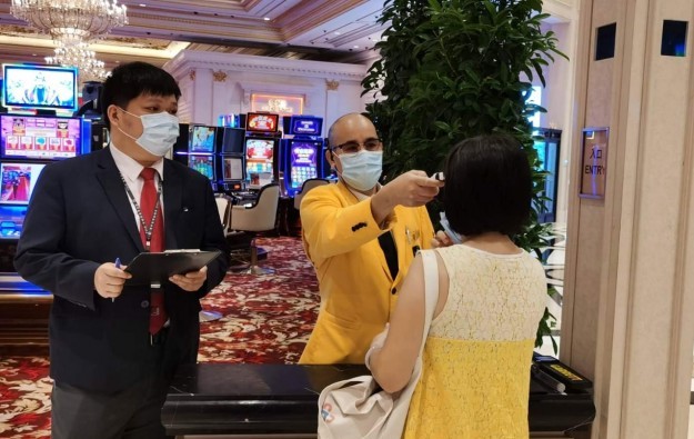 Macau starts safety testing for casino staff