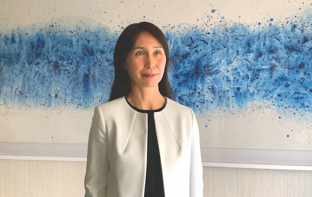 Daisy Ho gets 10pct SJM Resorts stake from Angela Leong