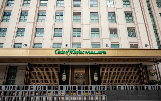 Casino Filipino cities get US$679k via Pagcor for Covid work