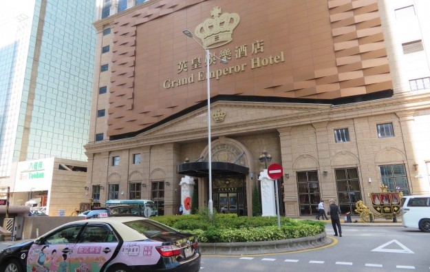 SJM pays US$2.7mln to take on gaming at Grand Emperor