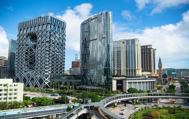 Melco 3Q loss widens to US$244mln, revenue nearly halved
