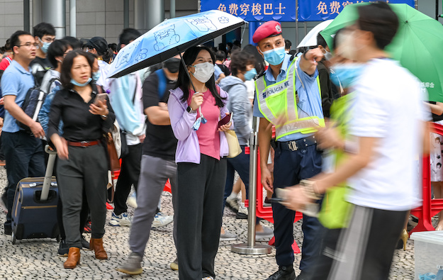 100k Macau arrivals daily first half Aug, above govt hopes