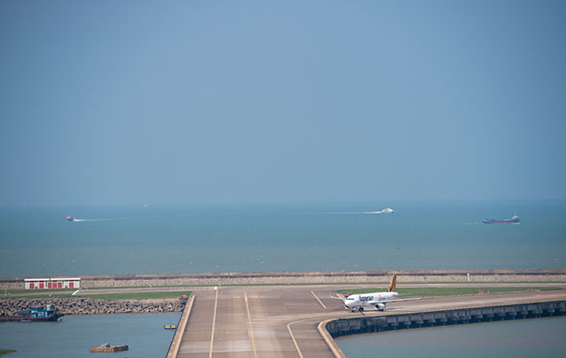 Lapangan terbang Macau mendapat 6-7 penerbangan setiap hari pada bulan Julai, di bawah ramalan