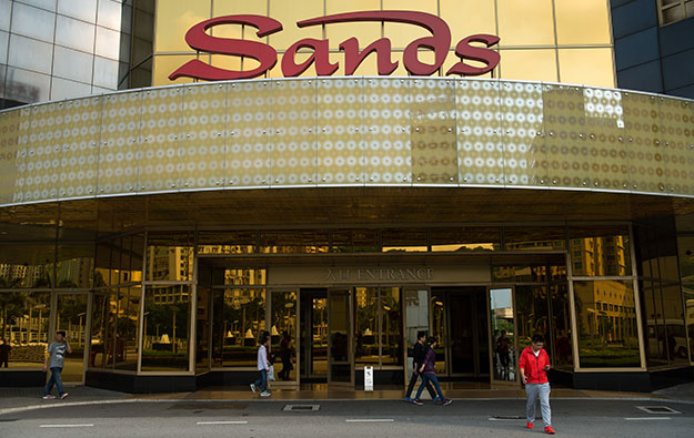 Sands China menarik US1 juta dari fasilitas bergulir